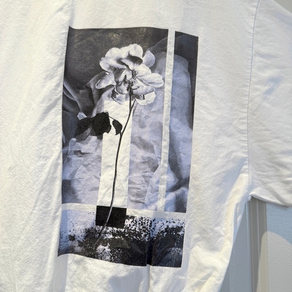 2/$15‼️ Zara Floral Print T-Shirt Bodysuit, White & Black, Size M, Crew Neckline - Picture 5 of 14